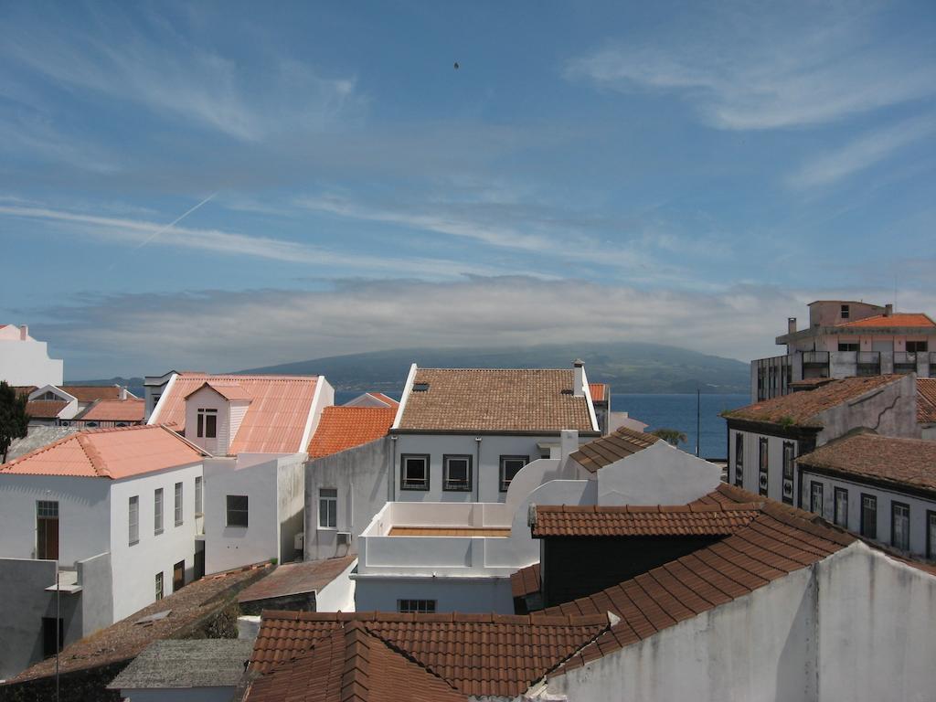 A Casa Do Lado Guest House Horta  Cameră foto